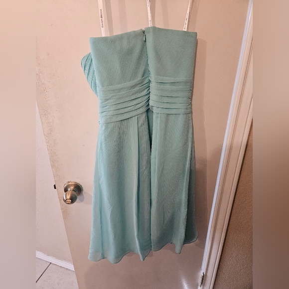 David's Bridal Turquoise Size 4 Bridesmaid Dress - Picture 3 of 3